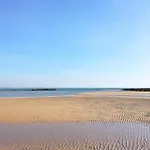בית נופש Gorgeous In Stgermainay-plage *