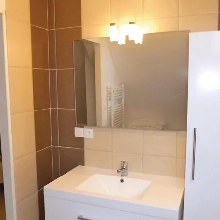 3 Bedroom Cozy In Stgermainay-plage Saint-Germain-sur-Ay