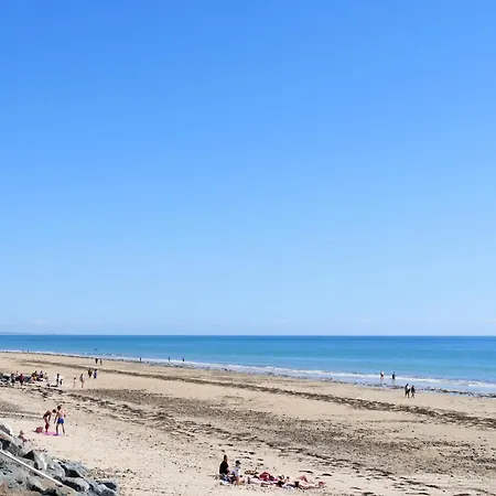 3 Bedroom Cozy In Stgermainay-plage