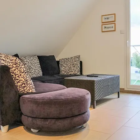 3 Bedroom Cozy In Stgermainay-plage